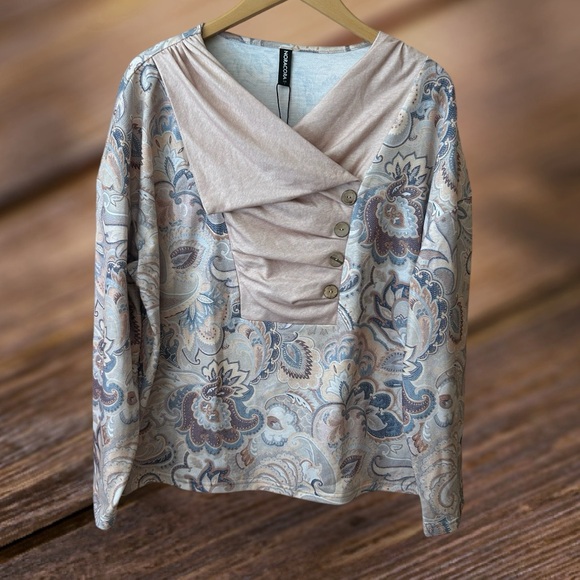 Noracora Tops - Noracora Top - Asymmetrical Neck Buttoned Floral Casual Long Sleeved Top - Large